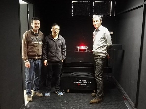 Italy – Another Italian customer received LISUN’s LSG-1950S goniophotometer for traffic and signal lamps