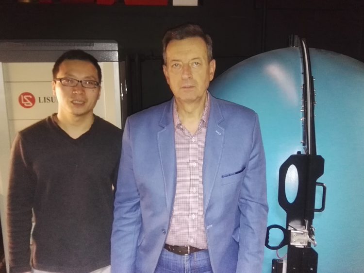 Poland – Installation and training for LPCE-2 Spectroradiometer Integrating Sphere Test System