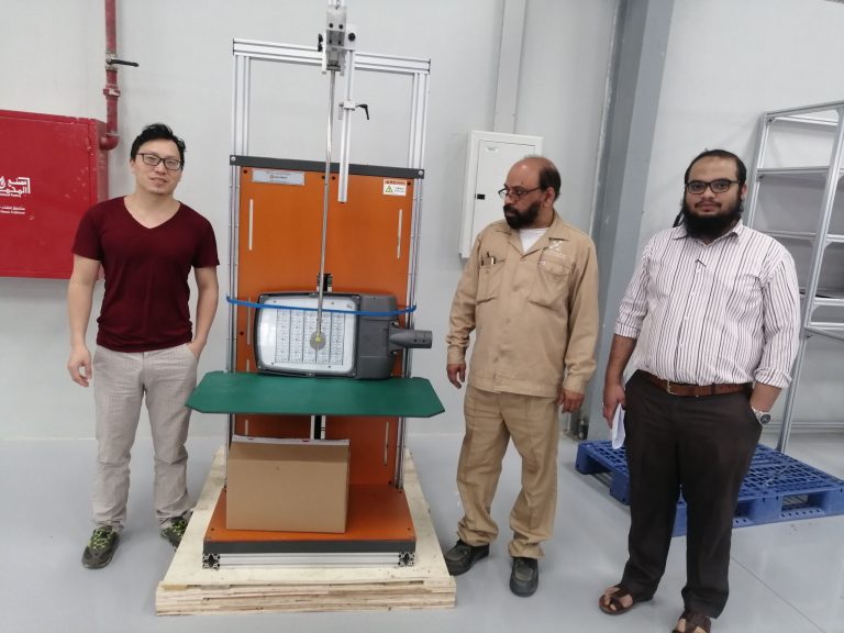 Saudi Arabia-Free installation and training for the customer who purchased the JL-34 Swing Pipe Water Spray Test Equipment and IK07-10 Level Tester