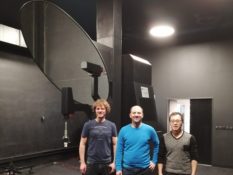 Czech_Free maintenance for our customer who purchased LSG-2000 Goniophotometer with Rotating Mirror