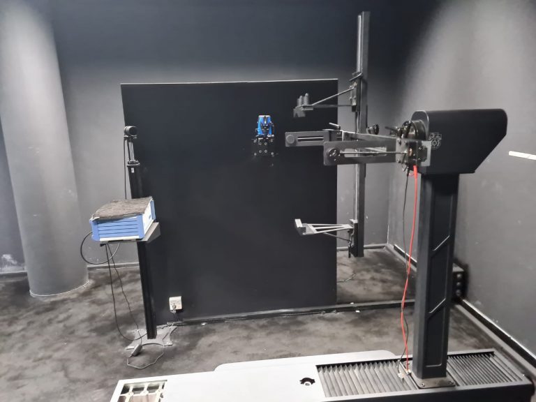 Saudi Arabia–Customer independently installed the LSG-1890BCCD Goniospectroradiometer by watching the video