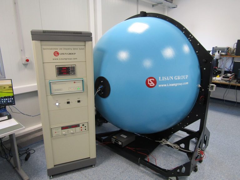 Germany-Customers independently installed LPCE-2 (LMS-9000) High Precision Spectroradiometer Integrating Sphere System by watching the video