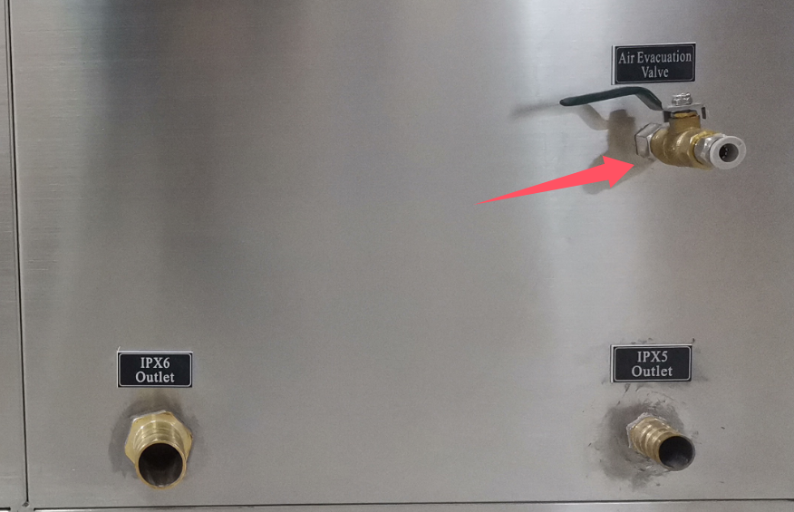 Air evacuation valve